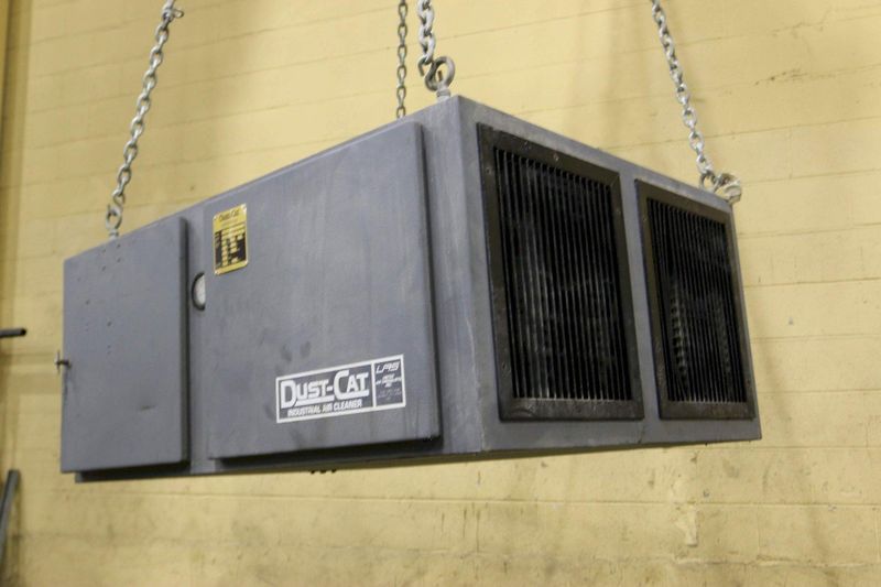 DUST CAT MODEL DF- 2  SMOKE FILTER STOCK #71349