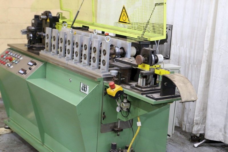 8 STAND KURT RUPPEL (MASCHINENBAU) "V" PROFILE ROLLFORMER: STOCK #70691