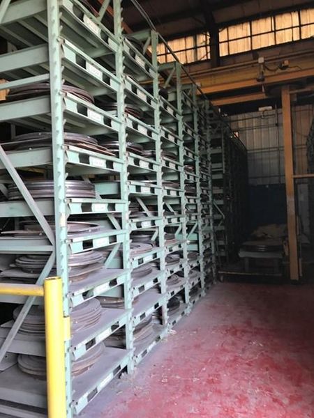 LARGE QTY OF ALUMINUM & STAINLESS STEEL CIRCLE BLANKING DIES: STOCK #69