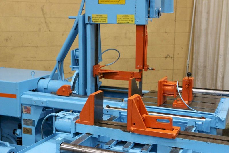 18" X 18" HEM MODEL V100LA-2 AUTOMATIC VERTICAL BANDSAW: STOCK #69423