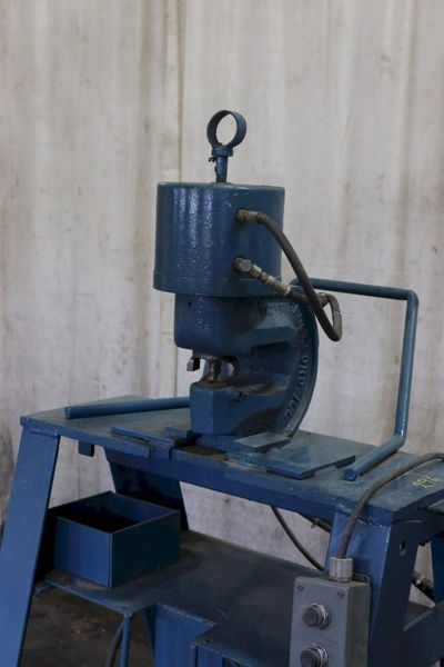 70 TON WA WHITNEY HYDRAULIC C FRAME FLANGE PUNCH & POWER UNIT: STOCK #69221