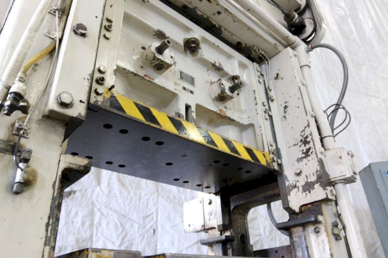 60 TON MINSTER MODEL #P2-60-32 PIECE MAKER SSDC PRESS: STOCK 68274