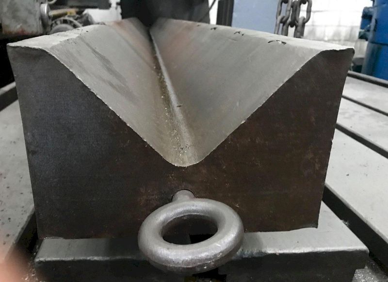 120" X 7" OPENING  IN V BOTTOM BRAKE DIE: STOCK # 67187