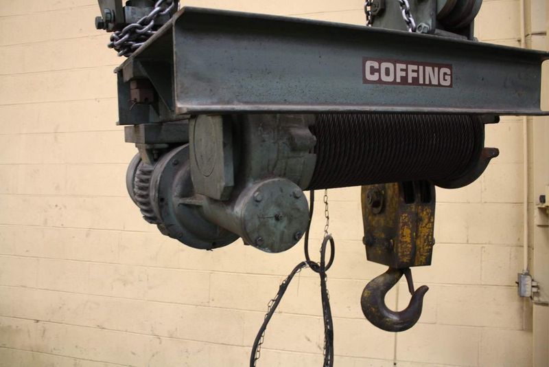 5 TON COFFING CABLE HOIST: STOCK #65766