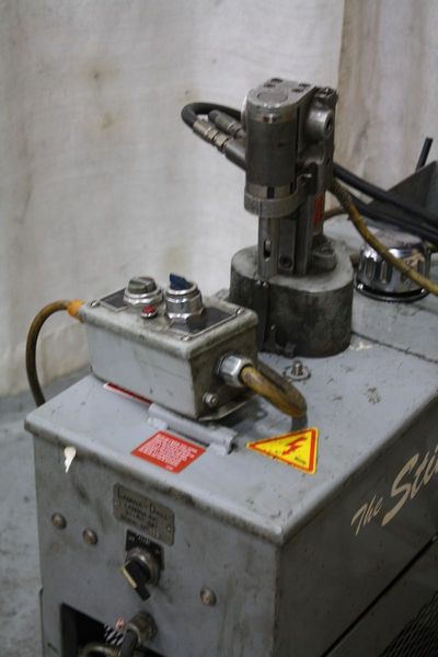 LAMINA DRILL PORTABLE MAGNETIC DRILLING & TAPPING MACHINE: STOCK #65533