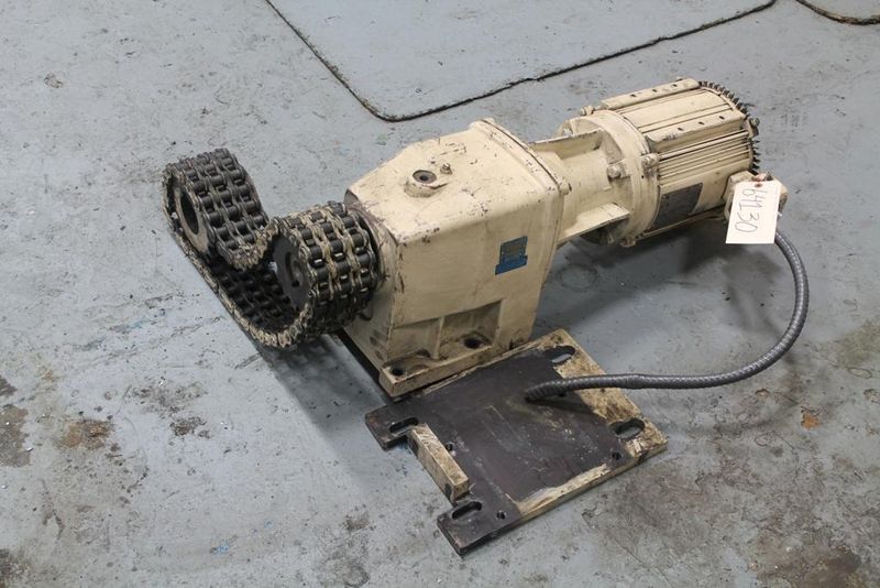 GEARBOX WITH CHAIN DRIVE: STOCK # 64130