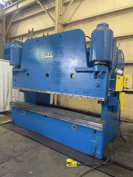 400 TON X 12' PACIFIC HYDRAULIC PRESS BRAKE: STOCK #61809