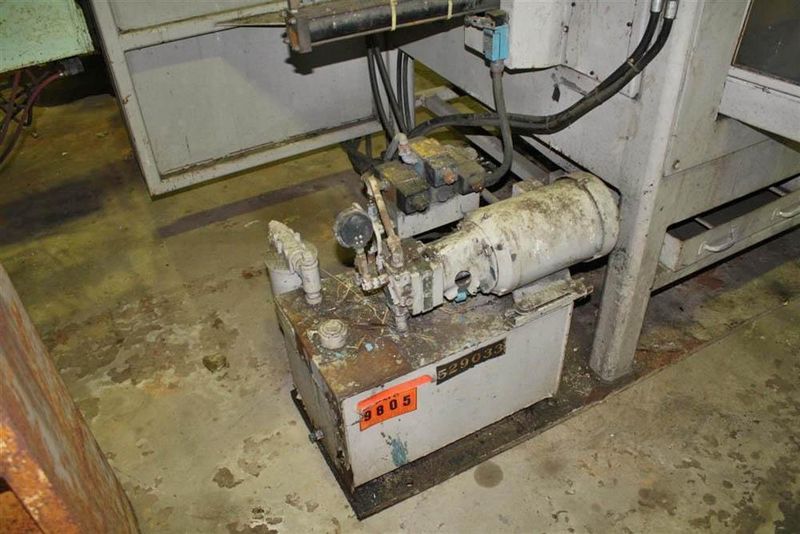 W J SAVAGE HEAVY DUTY CUTOFF SAW: STOCK #5745
