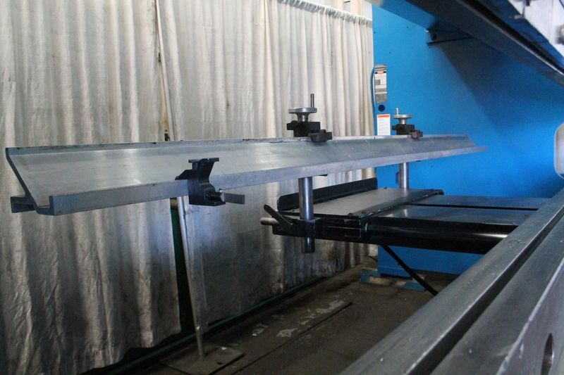 230 TON X 16' NIAGARA HYDRAULIC PRESS BRAKE: STOCK#65484
