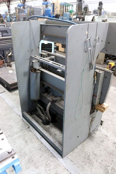 15 TON X 48' PNEUCO MODEL P4-15 PNEUMATIC PRESS BRAKE: STOCK #68753
