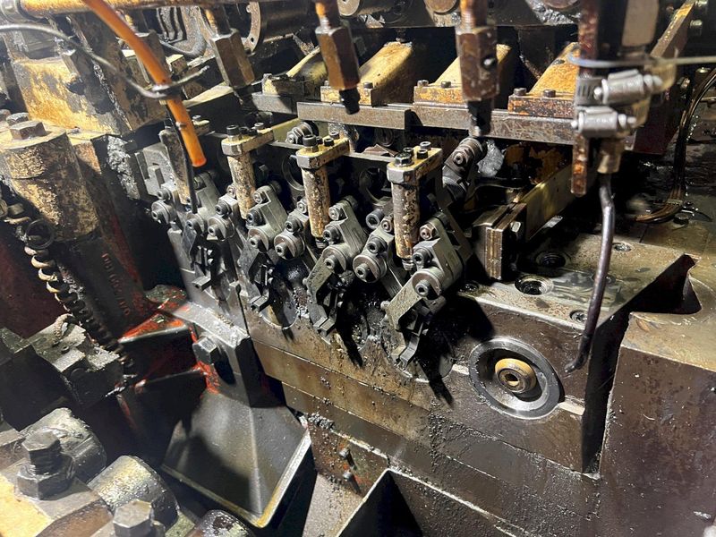 Nedschroef Model NH416 4 Die Progressive Header