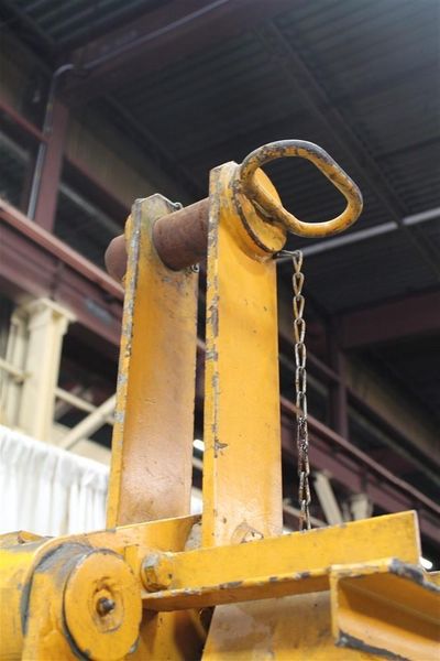 10 TON C & F MOTORIZED COIL LIFTER : STOCK #61534