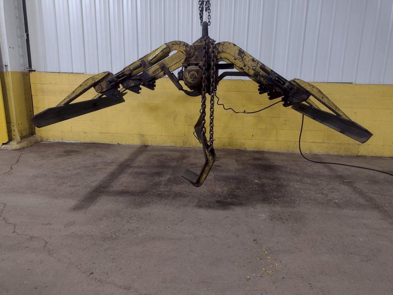 10,000 LB X 96" X 80" C.F. MOTORIZED ADJUSTABLE PARALLELOGRAM SHEET LIFTER: STOCK #13138