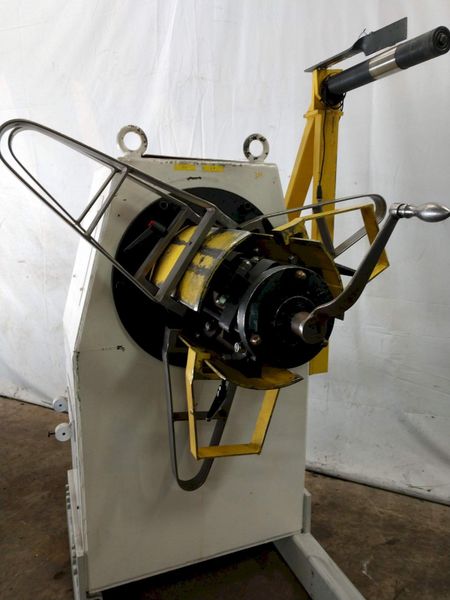 1,100 LB X 16" GSW MODEL #MHM0.5/1250SO SERVO MOTORIZED COIL REEL UNCOILER: STOCK 12989