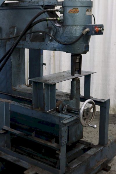 96 TON WHITNEY MODEL 791-020 PORTABLE WEB PUNCH: STOCK #73722