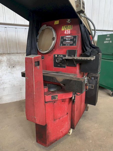 14" JONES & LAMSON OPTICAL COMPARATOR: STOCK #11981