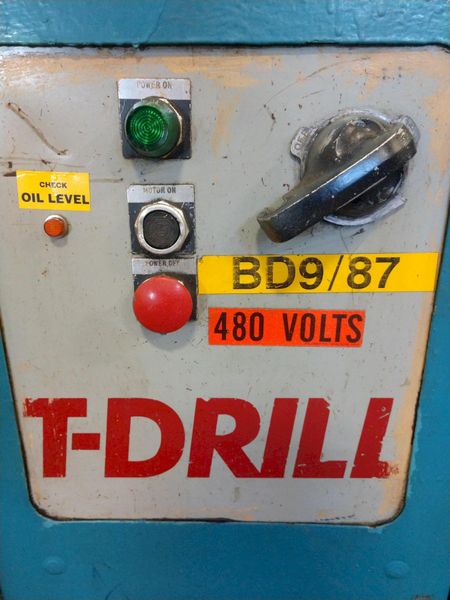 16" T-DRILL / UTE "STRAIGHT-O-MATIC"  MODEL 250 BLADE & PART CORRECTIVE STRAIGHTENER: STOCK #135