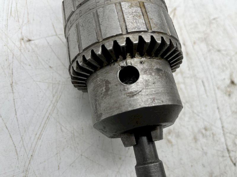 1/16" TO 3/4" LFA HEAVY DUTY CHUCK MODEL 85-9A 4JT, TAPER & DRILL BIT: STOCK #16021