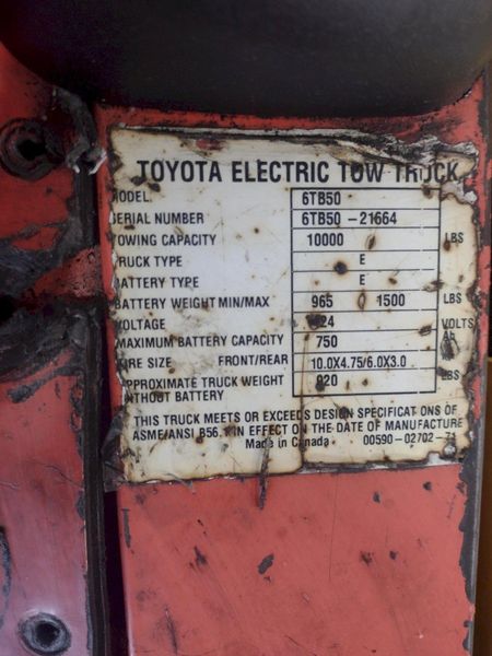 10,000 LB TOYOTA MODEL #6TB50 ELECTRIC CART & TOW TRUCK: STOCK #16219