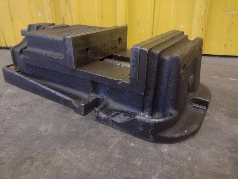6" LW TOLEDO MACHINE VISE: STOCK 17521