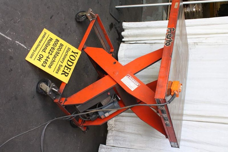 6000 LBS PRESTO SCISSOR LIFT TABLE:  STOCK #66912