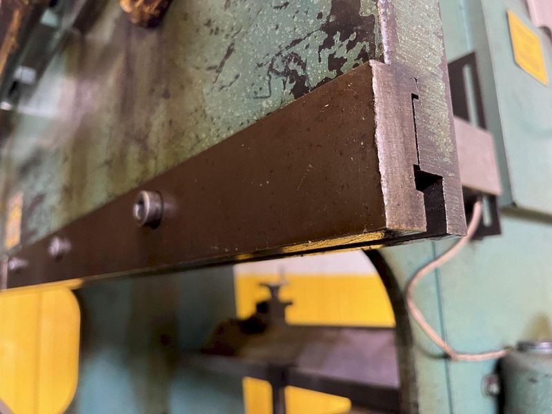 20 TON x 52" WYSONG MODEL #2052 MECHANICAL PRESS BRAKE WITH HURCO BACK GAUGE: STOCK 17100