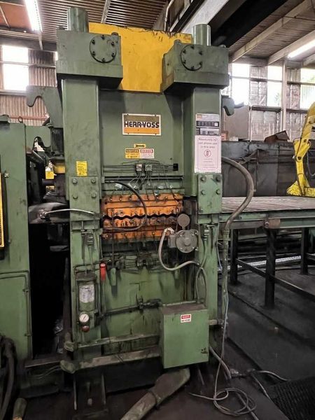 72" x 0.142" x 50,000# Herr Voss Cut To Length Line