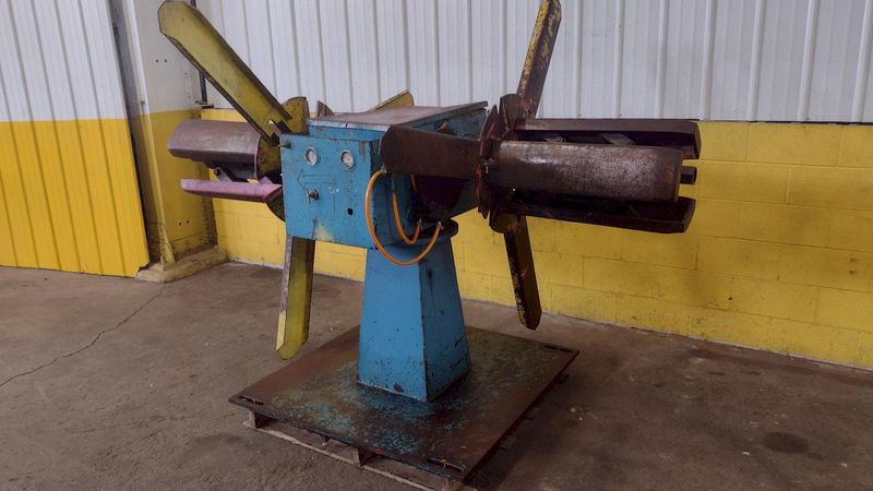 4,000 LB (2 TON) X 28" MAXCOIL DOUBLE END PULL OFF COIL REEL UNCOILER: STOCK #14942