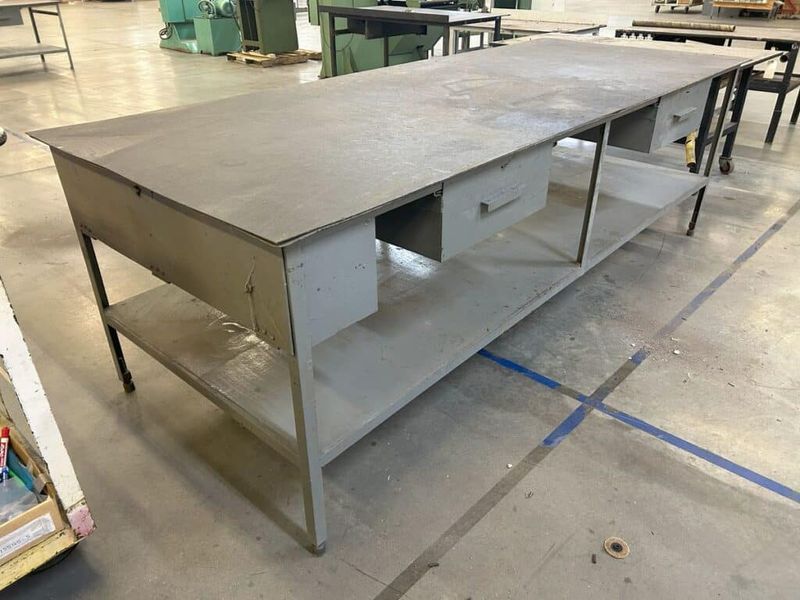 10′ L x 4′ W Heavy Duty Steel Metal Frame Table w/ drawers