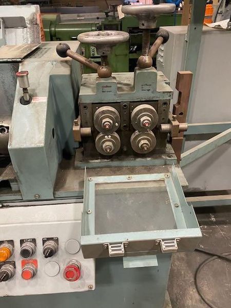 Shuster Model 24SFT Wire Straightener