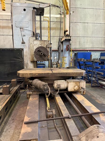 5" Cincinnati Gilbert Floor Type Horizontal Boring Mill with Rotary Table and Floor Plate