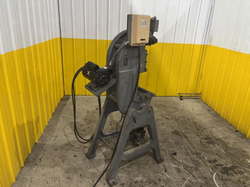 12 TON ALVA ALLEN MODEL #BT12 OBI PUNCH PRESS: STOCK #23376