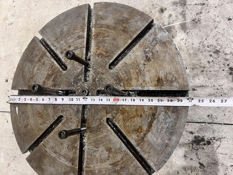 24" x 13" ROUND T-SLOTTED RISER TABLE: STOCK #21869