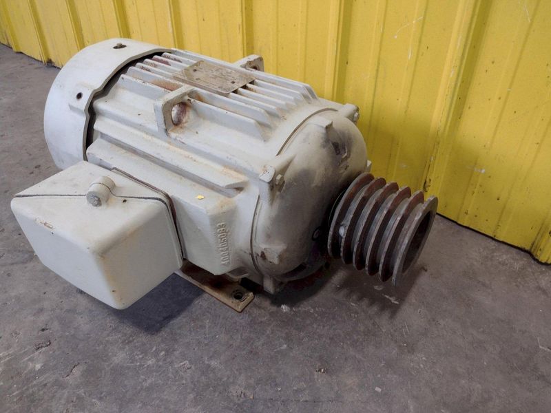 10 HP GE MOTOR, FRAME #256T: STOCK 18648