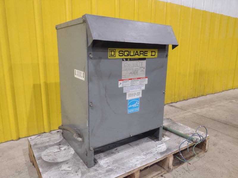 15 KVA SQUARE D 480 VOLT <--> 208Y/120 3 PHASE ELECTRICAL TRANSFORMER: STOCK #21930