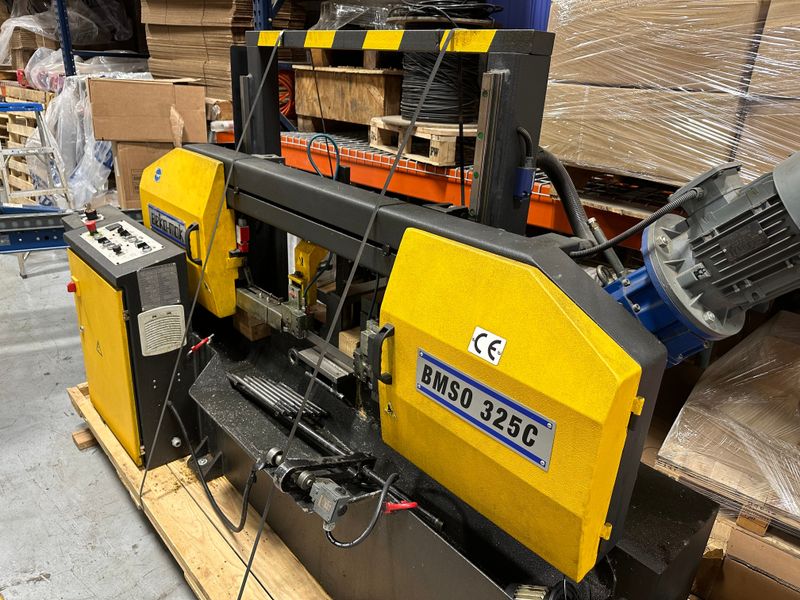2013 Beka-Mak BMSO-325C Horizontal Bandsaw (#5106)