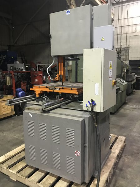 USED FRIGGI MODEL 104FG 500 POWERED TABLE HEAVY DUTY VERTICAL BLOCK & PLATE SAW, YEAR 1999 STOCK