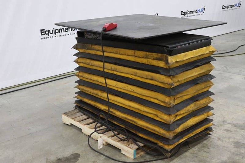 Autoquip  2500 lb. Capacity Hydraulic Lift Table