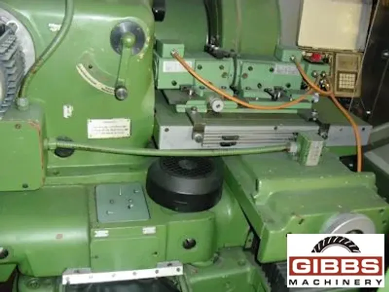 CSEPEL FKP 326-10 - Gear Grinder