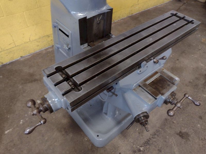 1.5 HP BRIDGEPORT RAM TYPE VERTICAL MILL: STOCK #18811