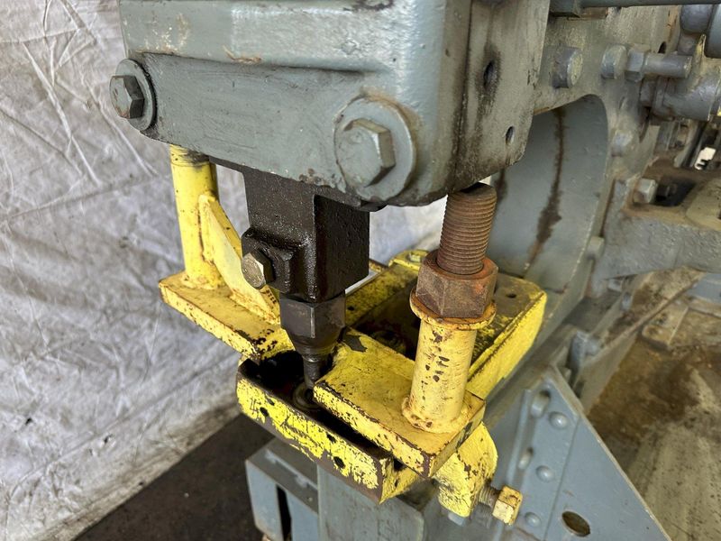 6" X 6" X 1/2" HENRY & PEL MODEL MK-20 IRONWORKER: STOCK #77858