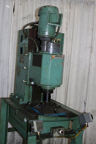 VSI AUTOMATION MODEL #TM-20 RIVIT SPINNERS: STOCK #76088