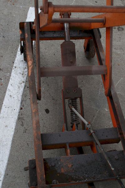 SCISSOR LIFT TABLE: STOCK #75734