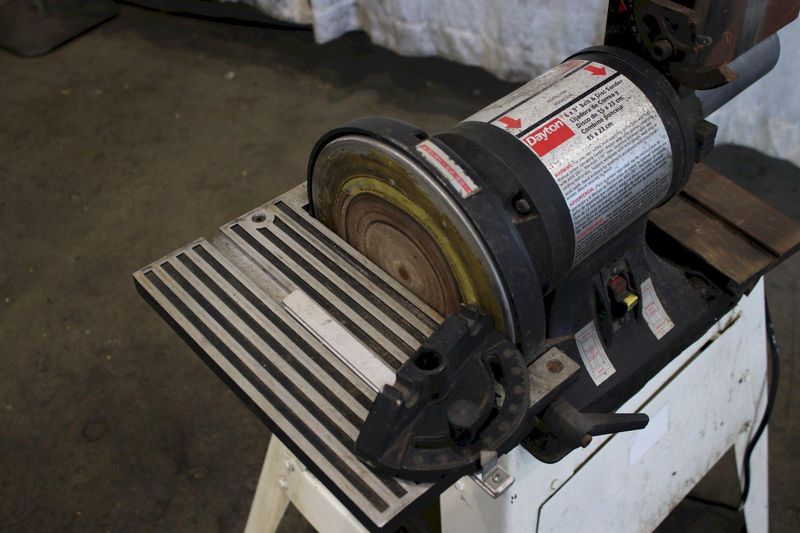 DAYTON DISC & BELT GRINDER: STOCK #75726