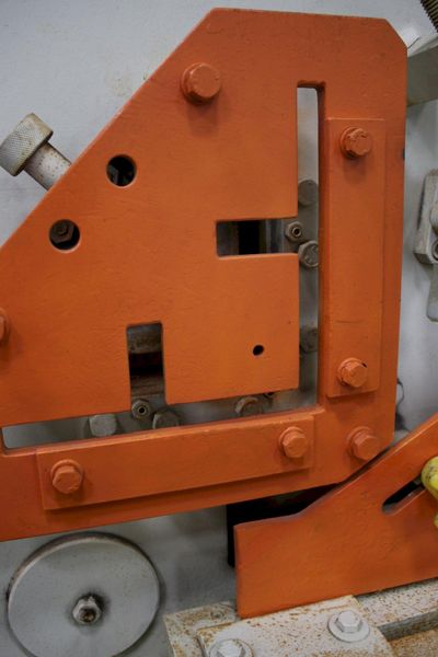 100 TON GEKA HYDRAULIC IRONWORKER: STOCK #75596