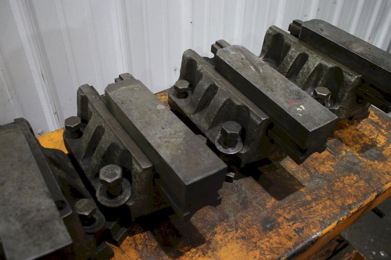 4 HORTON FACE PLATE TYPE CHUCK JAWS: STOCK #75580