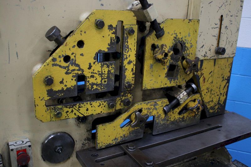 70 TON GEKA MODEL #70-S HYDRAULIC IRONWORKER; STOCK #75337