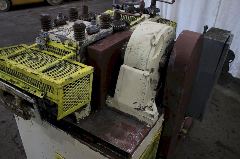 TISHKEN MODEL #7R-6 LEVELER/FEEDER/STRAIGHTENER: STOCK #75073