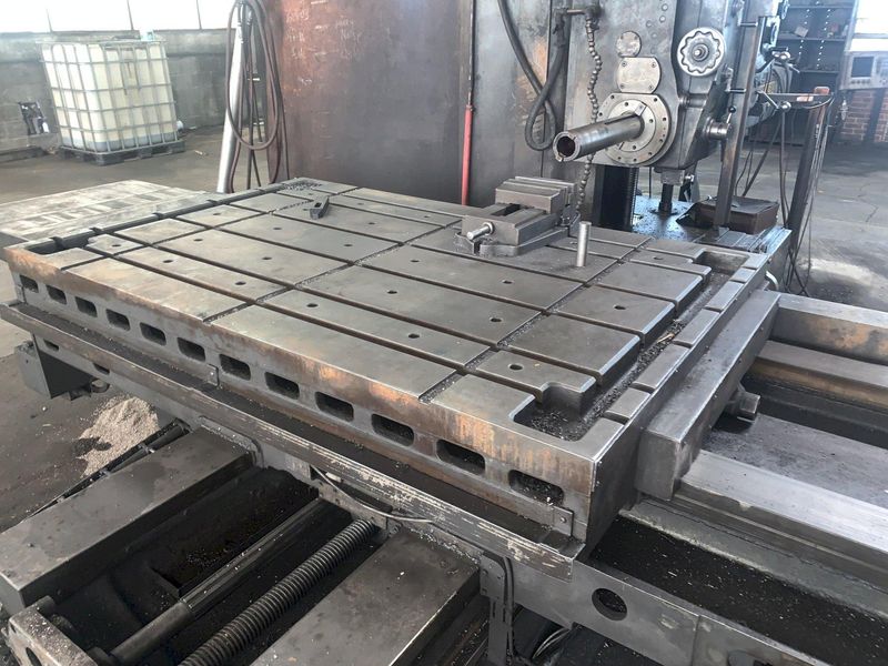 4" GIDDINGS & LEWIS MODEL #70A-DP4-T HORIZONTAL TABLE TYPE BORING MILL HBM: STOCK 13393