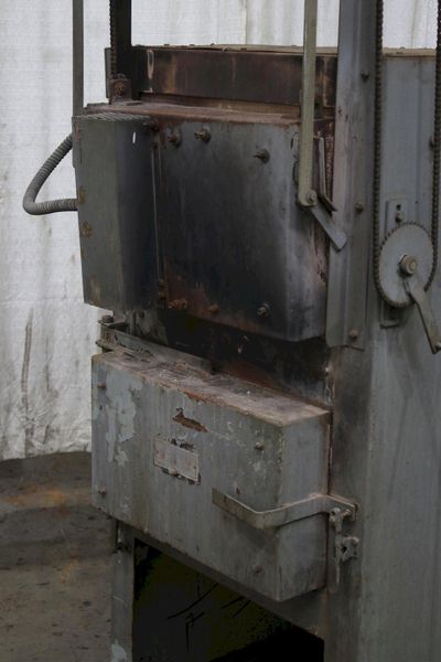 2300 DEGREE LUCIFER MODEL #DL-7022-K FURNACE:   STOCK #76439
